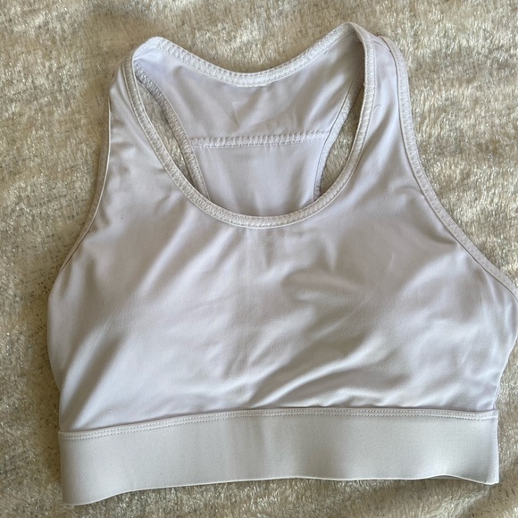 Fabletics - Picture 2 of 2